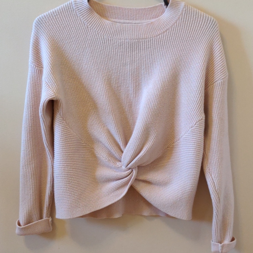 Blush Pink Sweater - Picture 2 of 13
